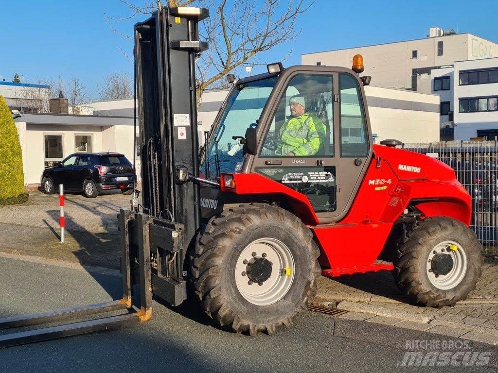 Manitou M50.4 Vanterenski viljuškar