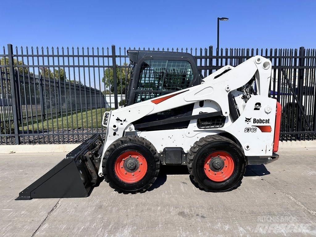 Bobcat S740 Skid steer mini utovarivači