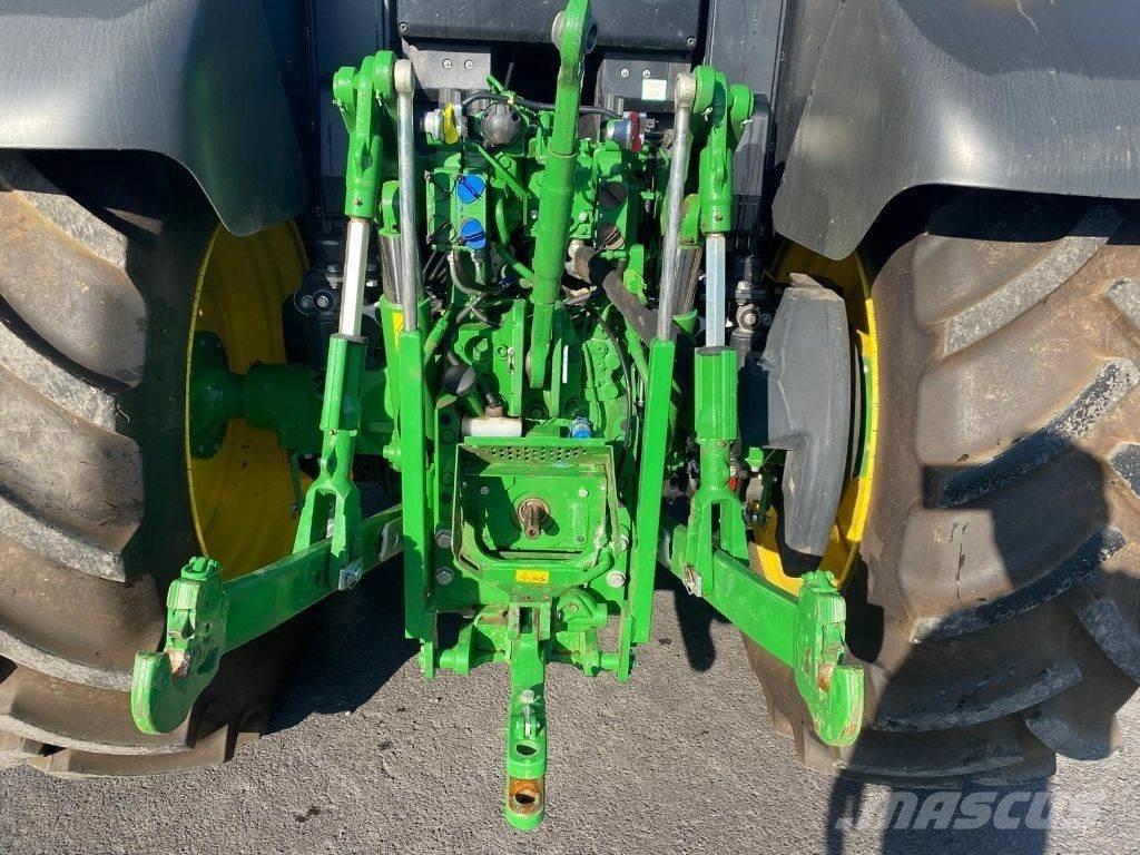 John Deere 6120M Traktori
