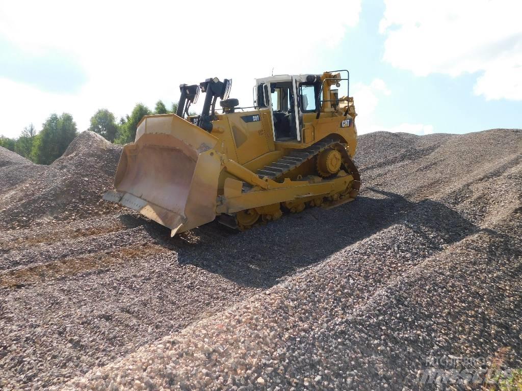 CAT D 8 T Buldožeri guseničari