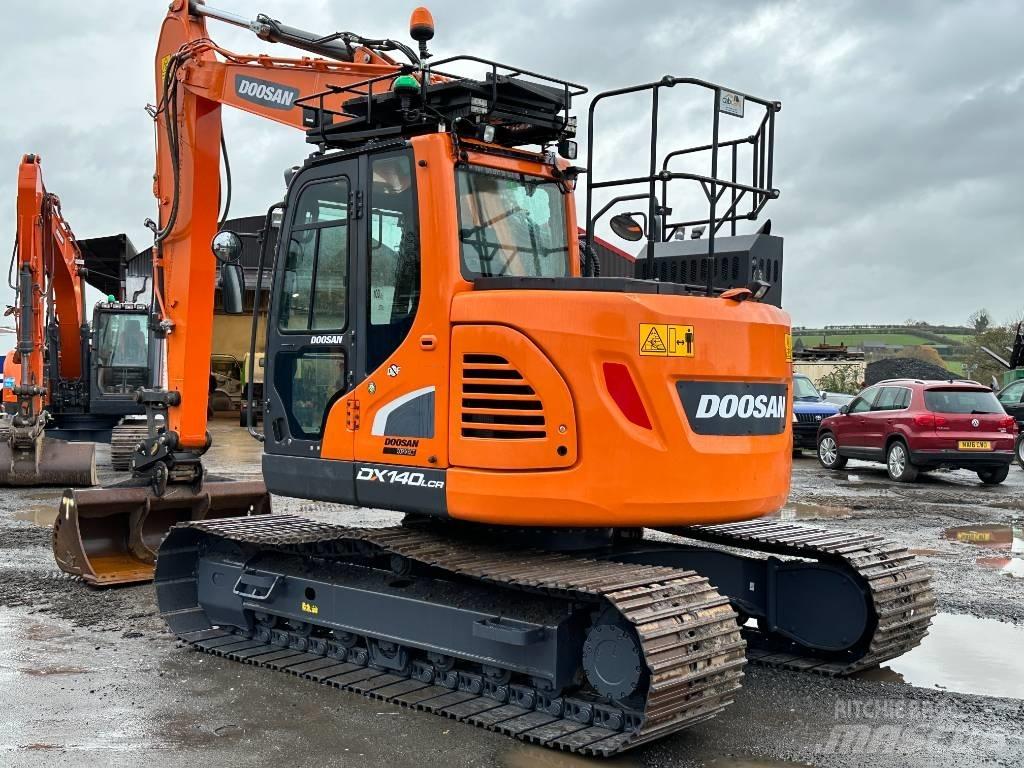Doosan DX 140 LCR Bageri guseničari