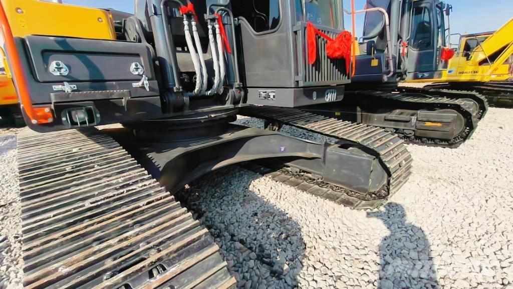 Volvo EC 240 Bageri guseničari