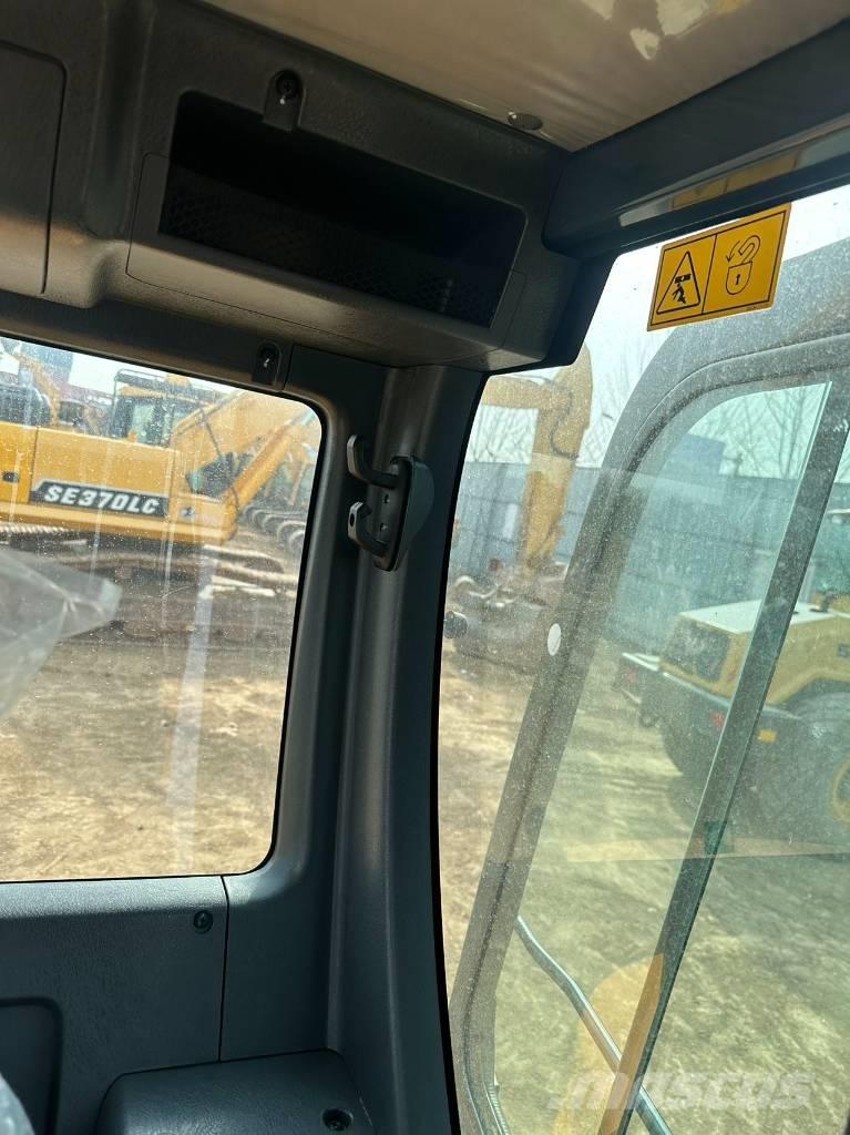 Hyundai 60 W Bageri točkaši