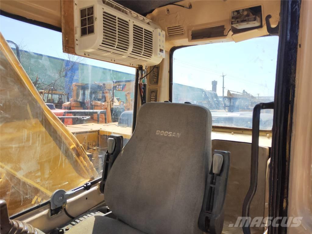 CAT 320B Bageri guseničari