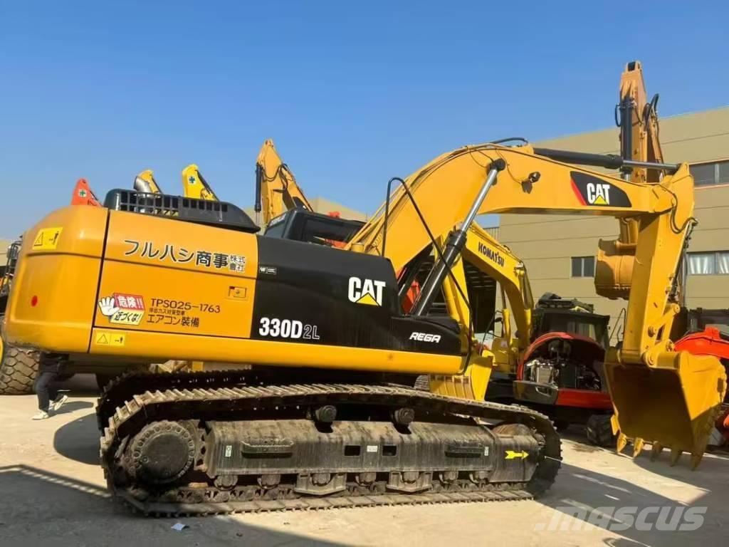 CAT 330D2L Bageri guseničari