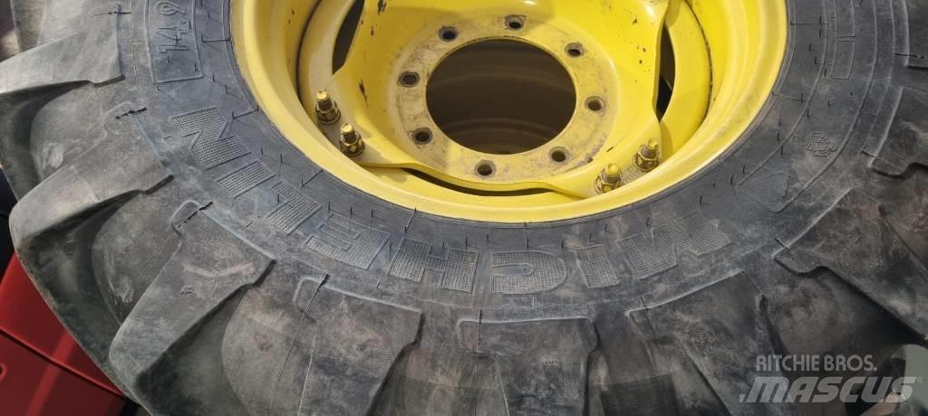 Michelin 14.9R24 Gume, točkovi i felne