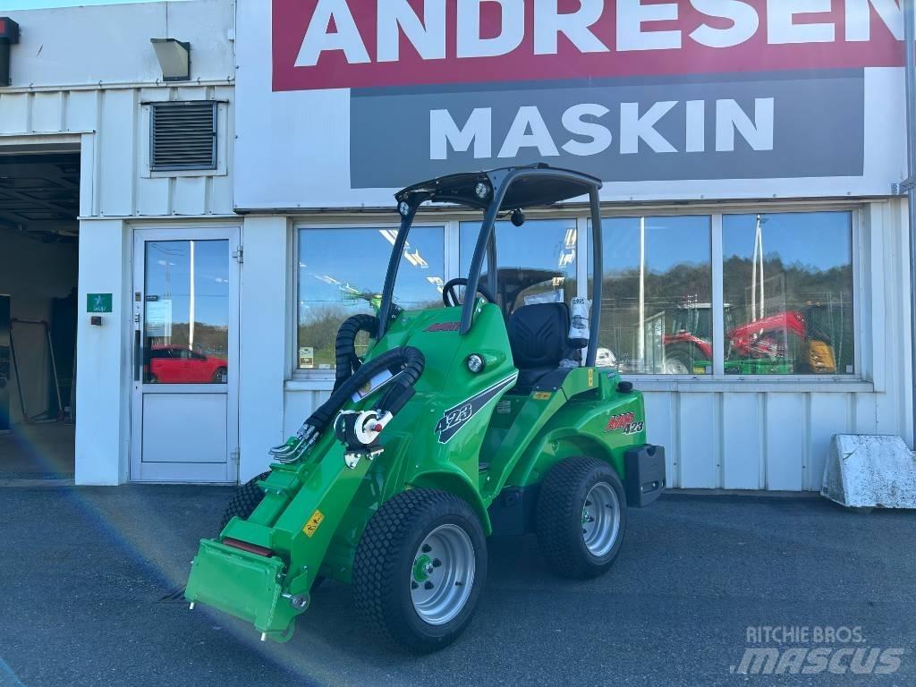 Avant 423 Skid steer mini utovarivači