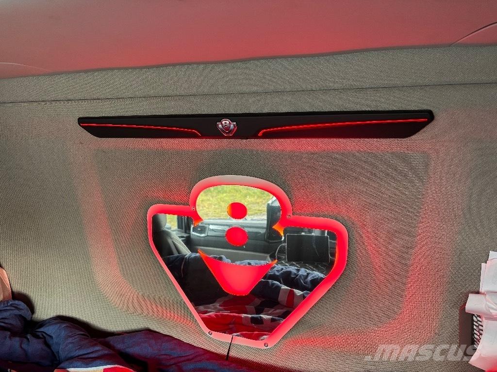 Scania R650B6X4NB Kamioni za drva Šticari