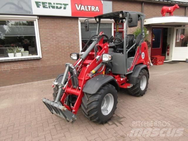Weidemann 1390 Višenamenski utovarivači