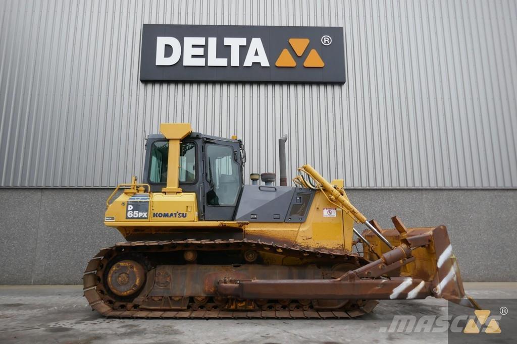 Komatsu D65PX-15EO Buldožeri guseničari