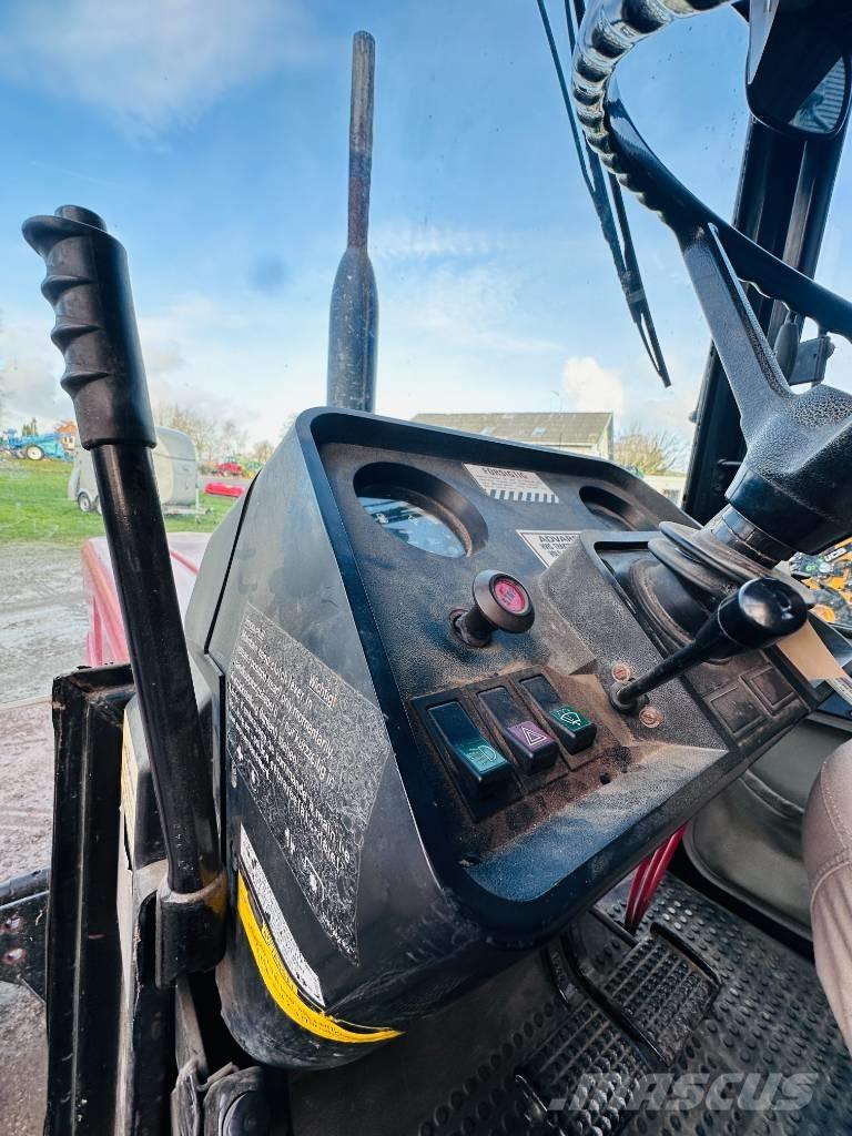 CASE 844 XL Traktori