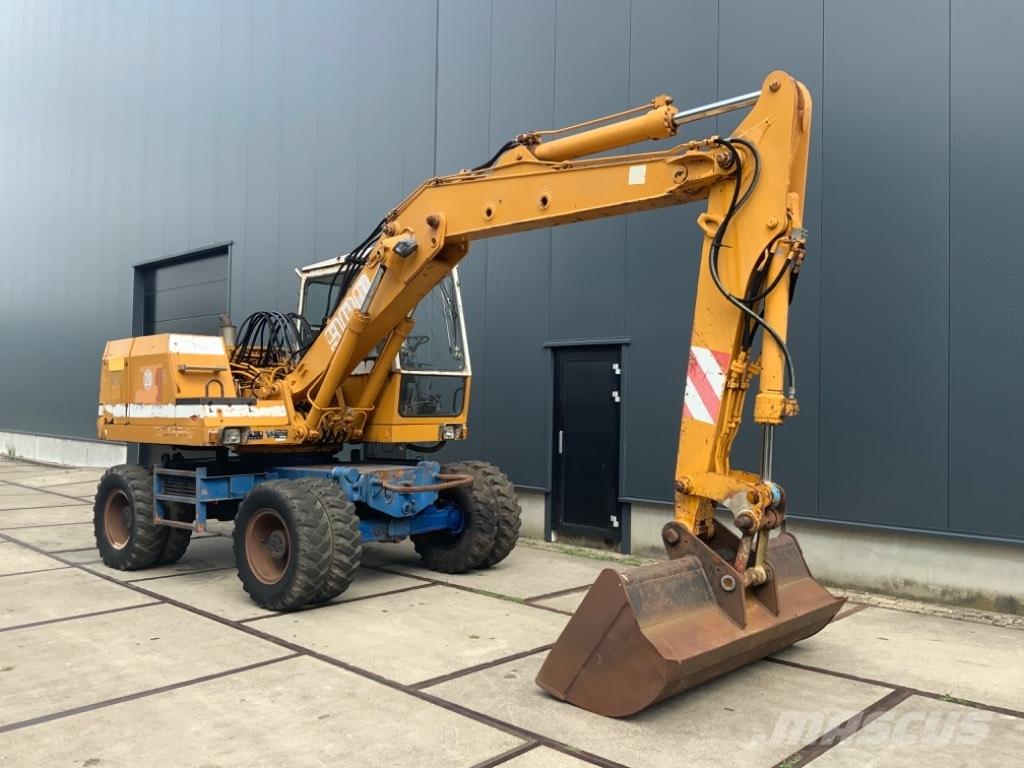 Liebherr A 900 C Bageri točkaši