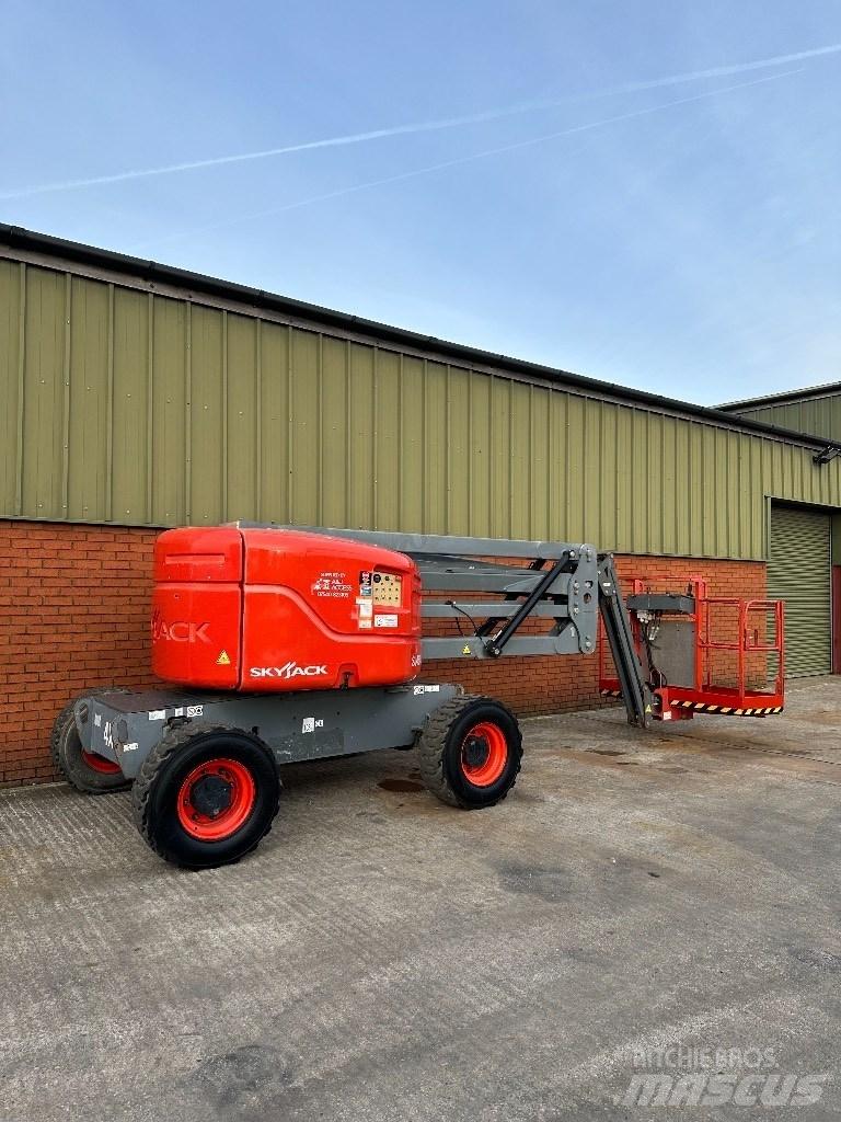 SkyJack SJ 46 AJ Zglobne podizne platforme