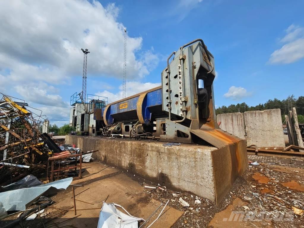 Lefort 850 Industrijske balirke