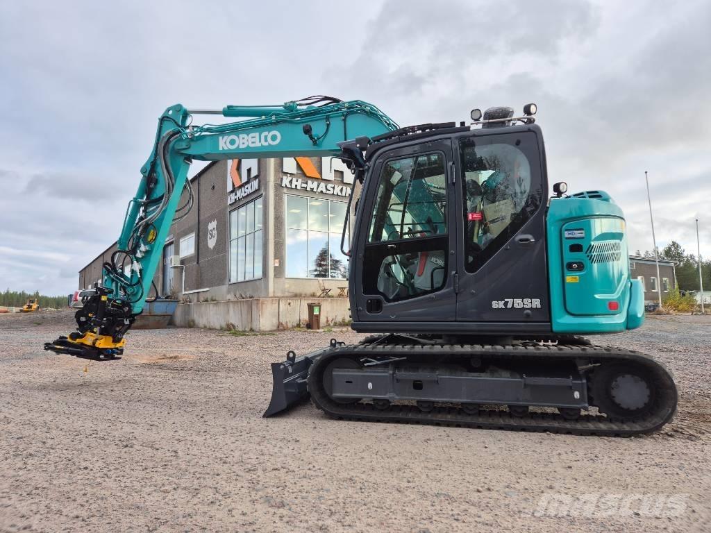 Kobelco SK75SR-7 Midi bageri 7t – 12t