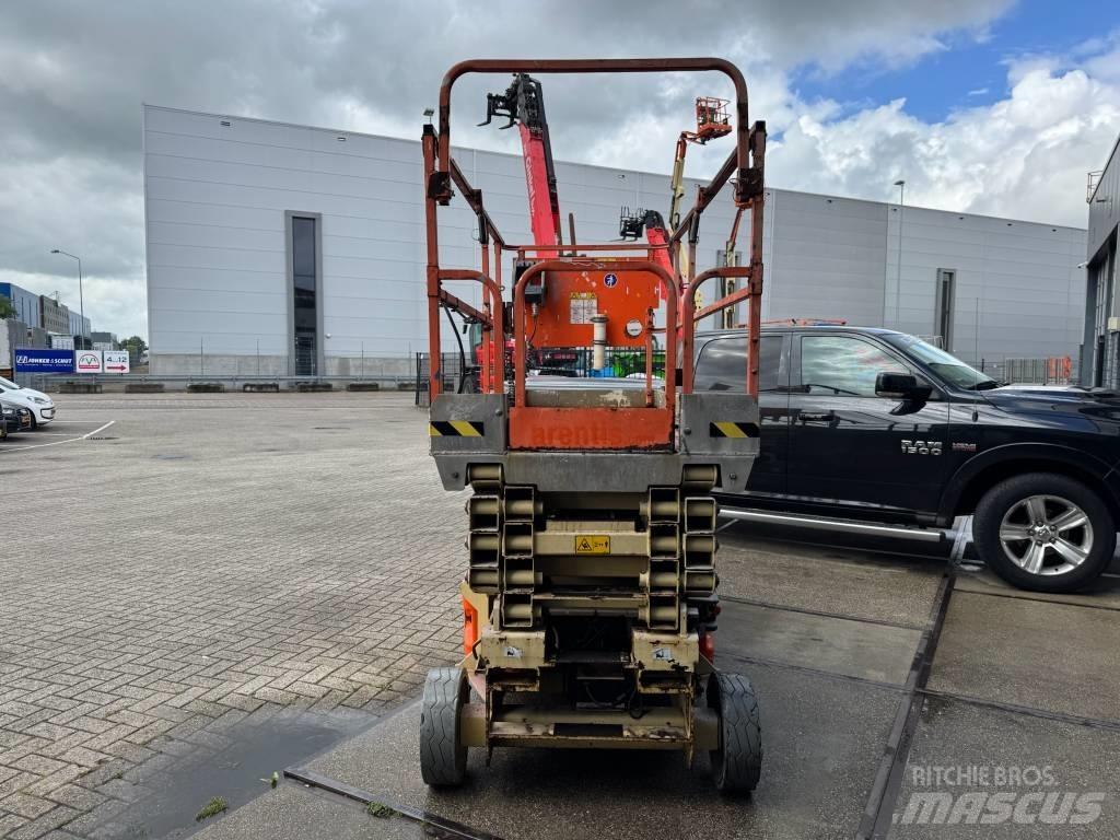 JLG 2646 ES Makazaste platforme