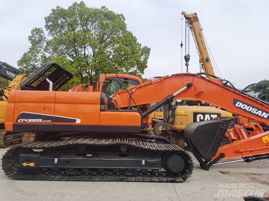 Doosan DX 225 LC-9C Bageri guseničari