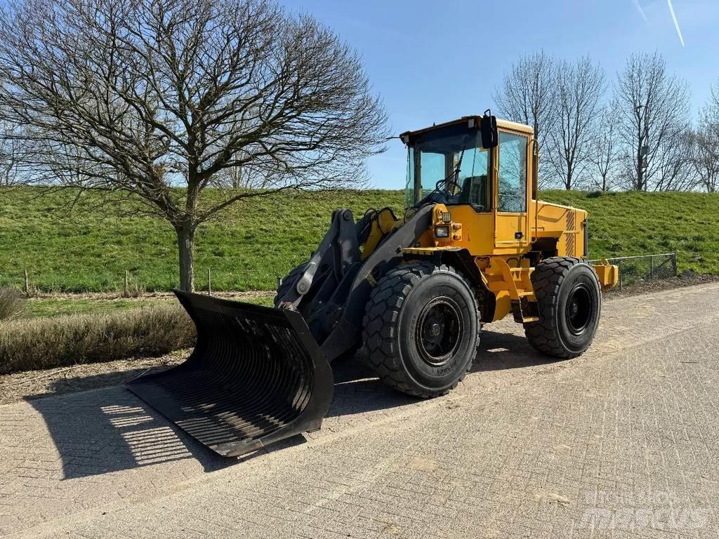 Volvo L70D Utovarivači na točkove