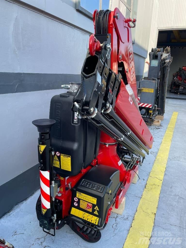 Fassi F85B.0.24 Kranovi za utovar