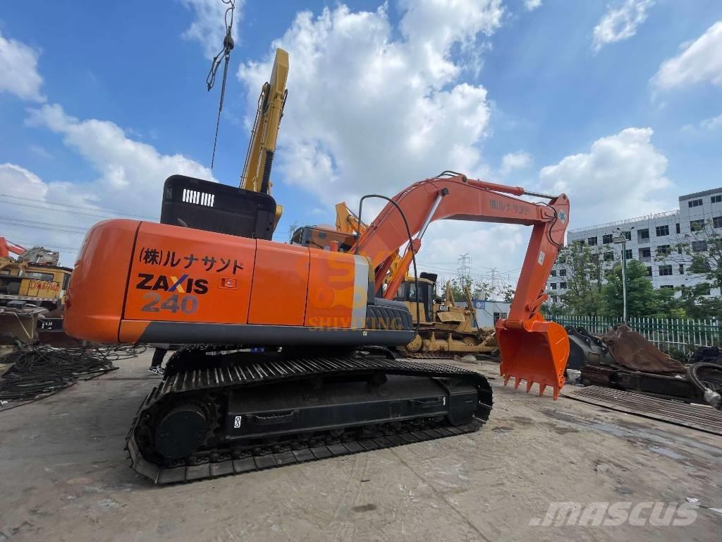 Hitachi ZX 240 Bageri guseničari