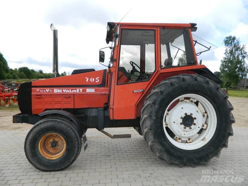 Valmet 705 Traktori