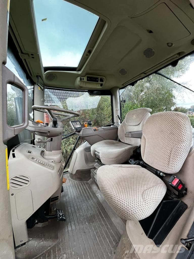 John Deere 6110 R Traktori