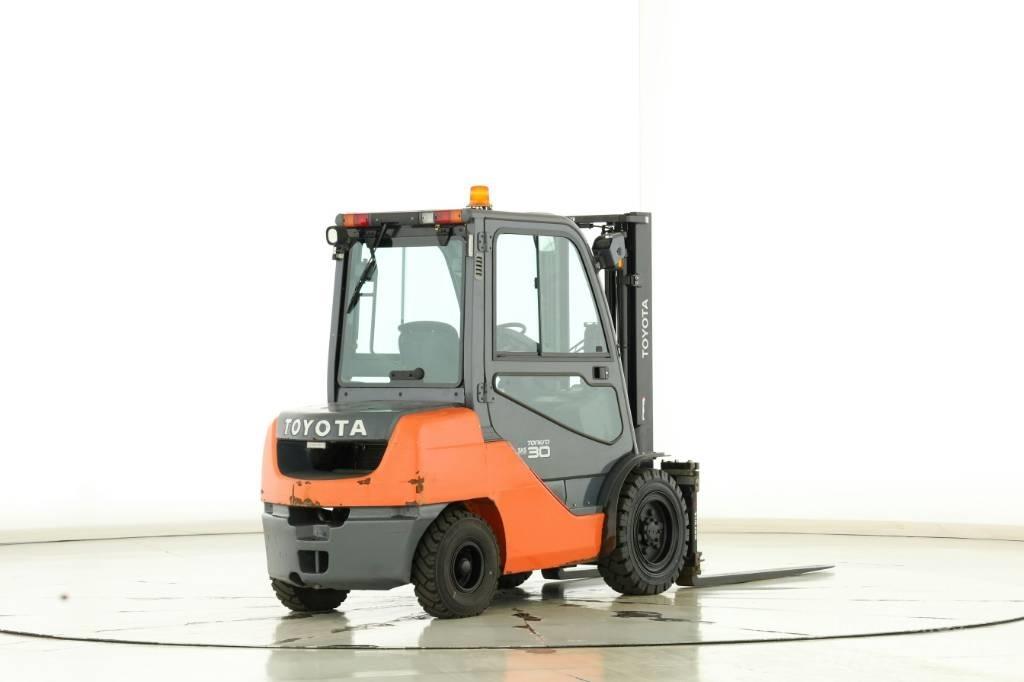 Toyota 02-8-FDF-30 Dizelski viljuškari