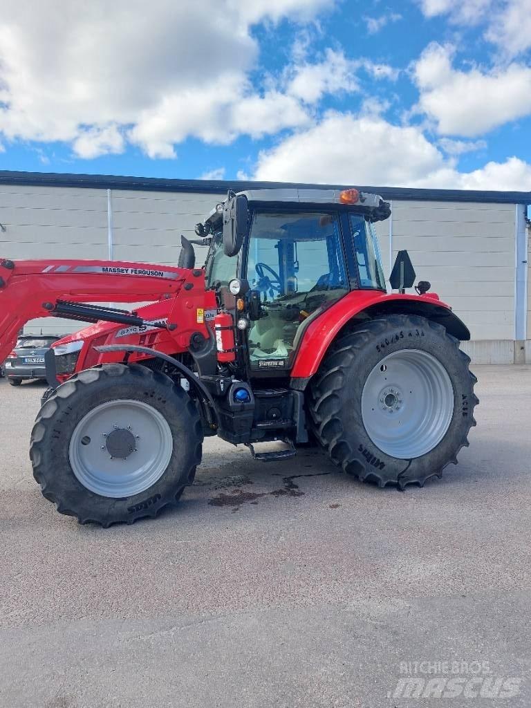 Massey Ferguson 5710 Traktori