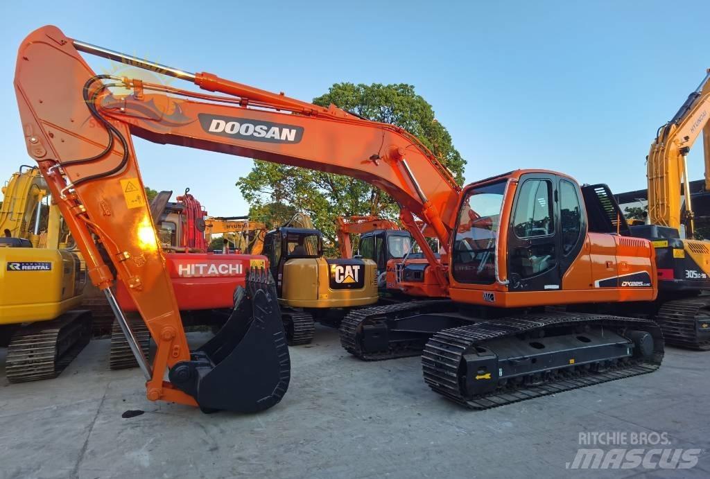 Doosan DX 225 Bageri guseničari