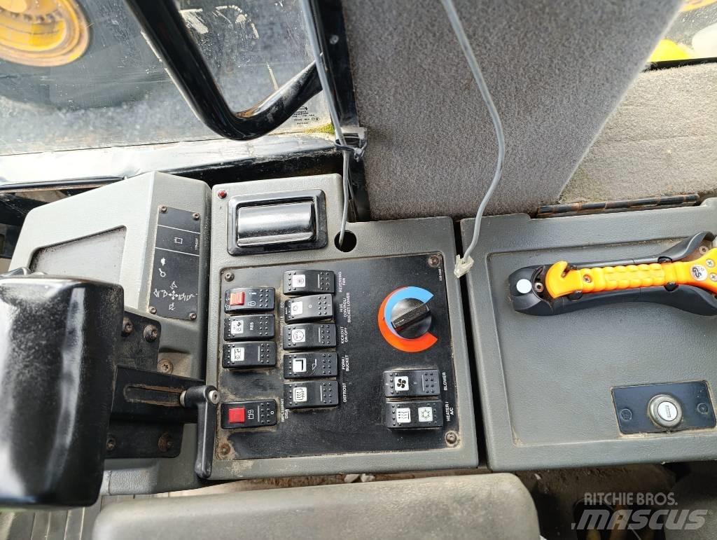 CAT 930 G Utovarivači na točkove