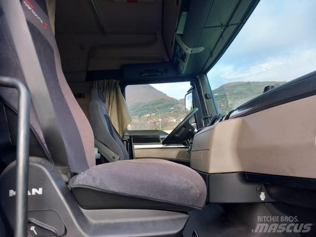 MAN TGX 26.420 Autotransporteri