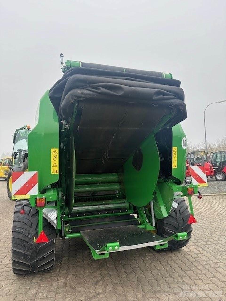 John Deere V461R Prese/balirke za rolo bale