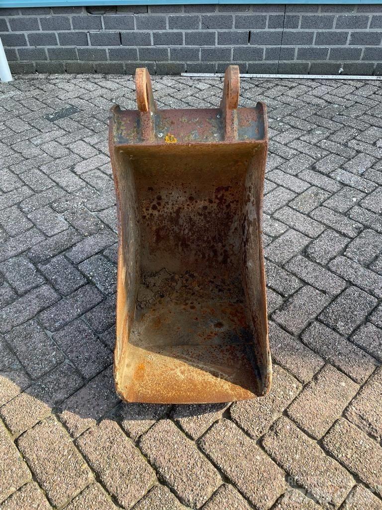 Eurosteel sleuvenbak Kašike / Korpe