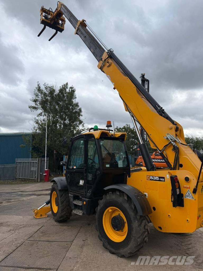JCB 535-125 Poljoprivredni teleskopski utovarivači