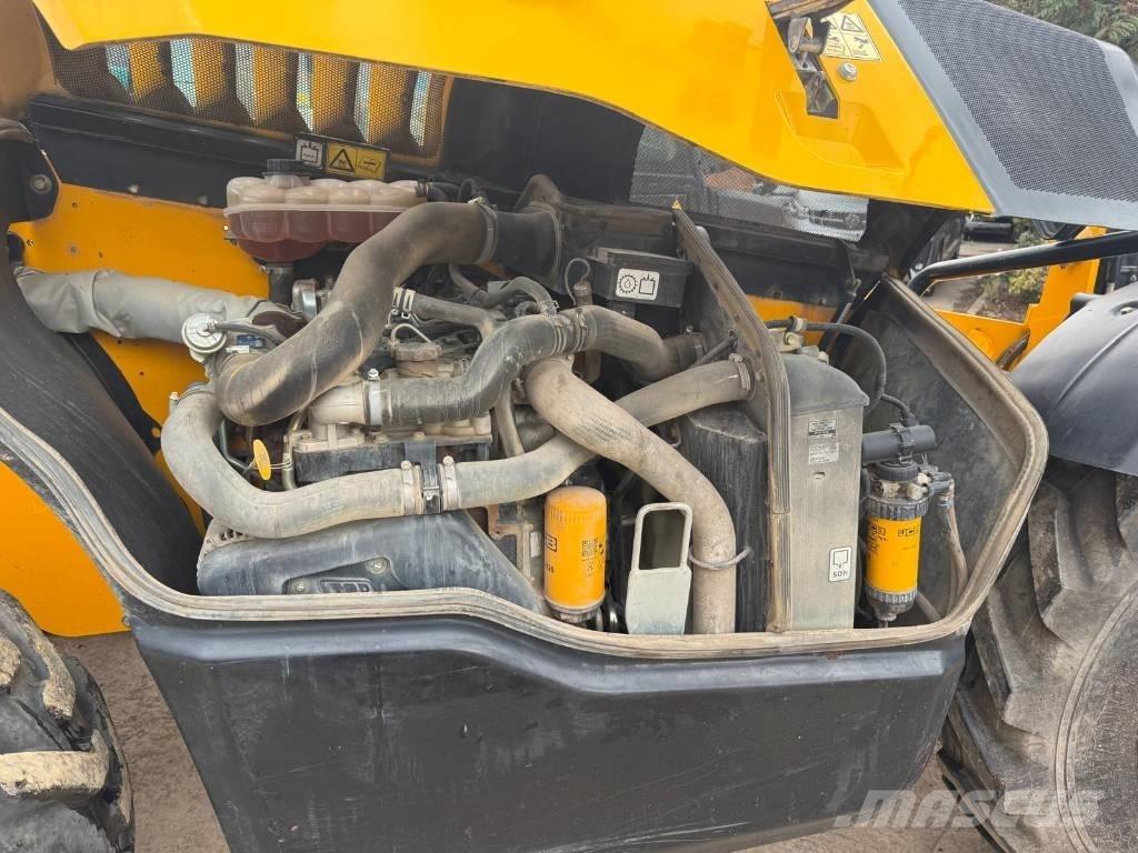 JCB 535-125 Poljoprivredni teleskopski utovarivači