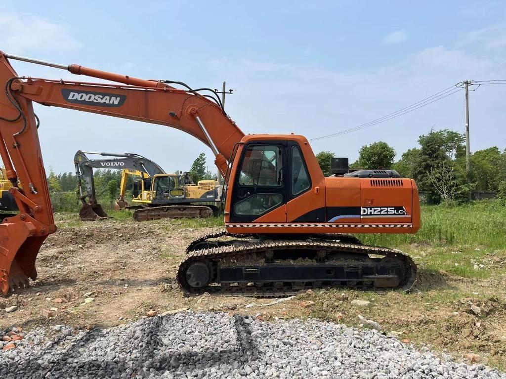 Doosan DH225 Bageri guseničari