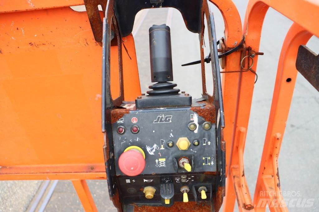 JLG 330LRT Makazaste platforme