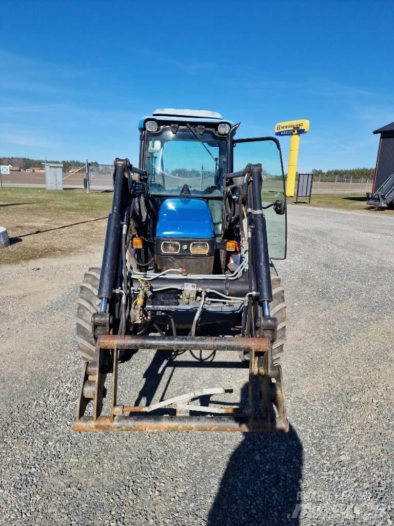 New Holland TN65F Traktori