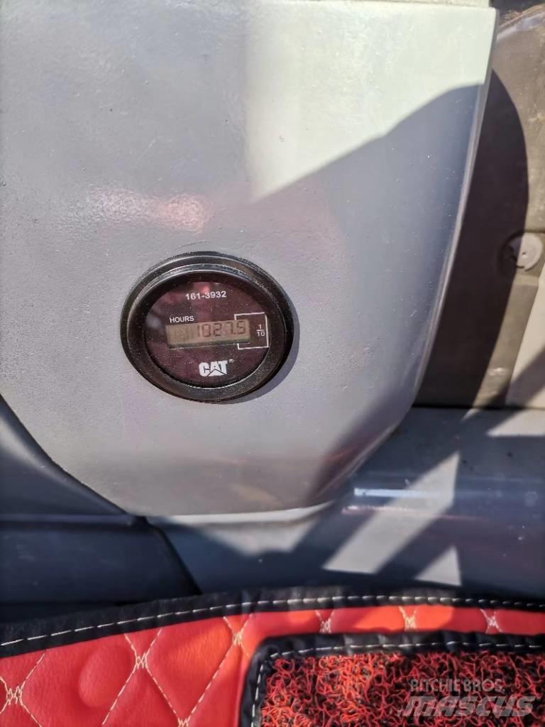 CAT 336 Polovni amfibijski bageri