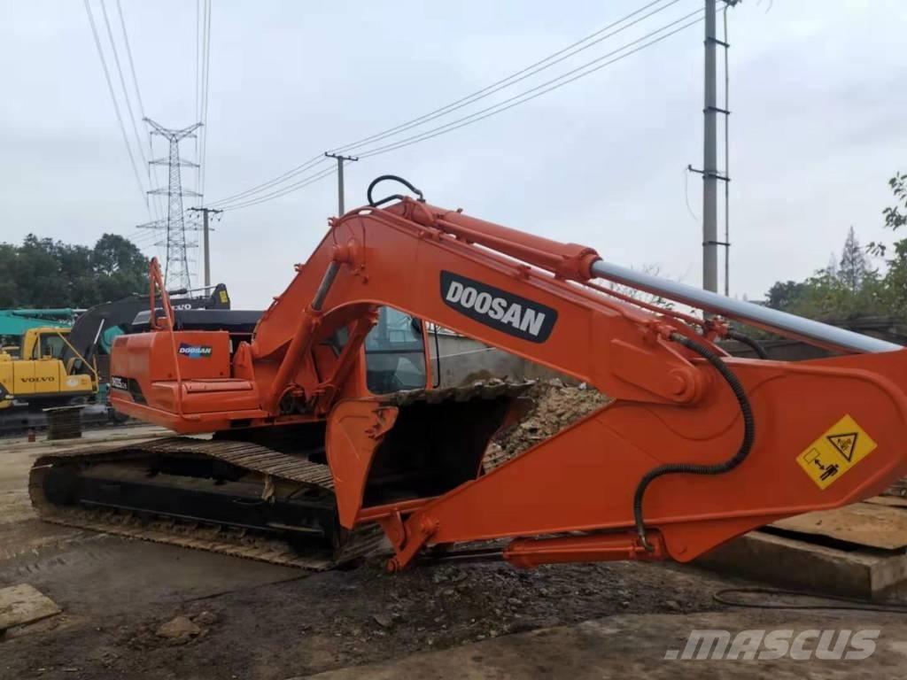Doosan DH225LC-9 Bageri guseničari