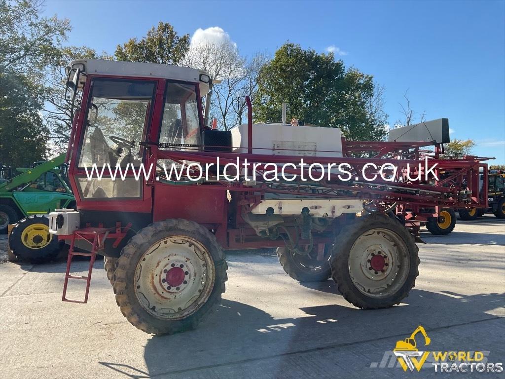 BATEMAN 2001 HI LO Samohodne prskalice