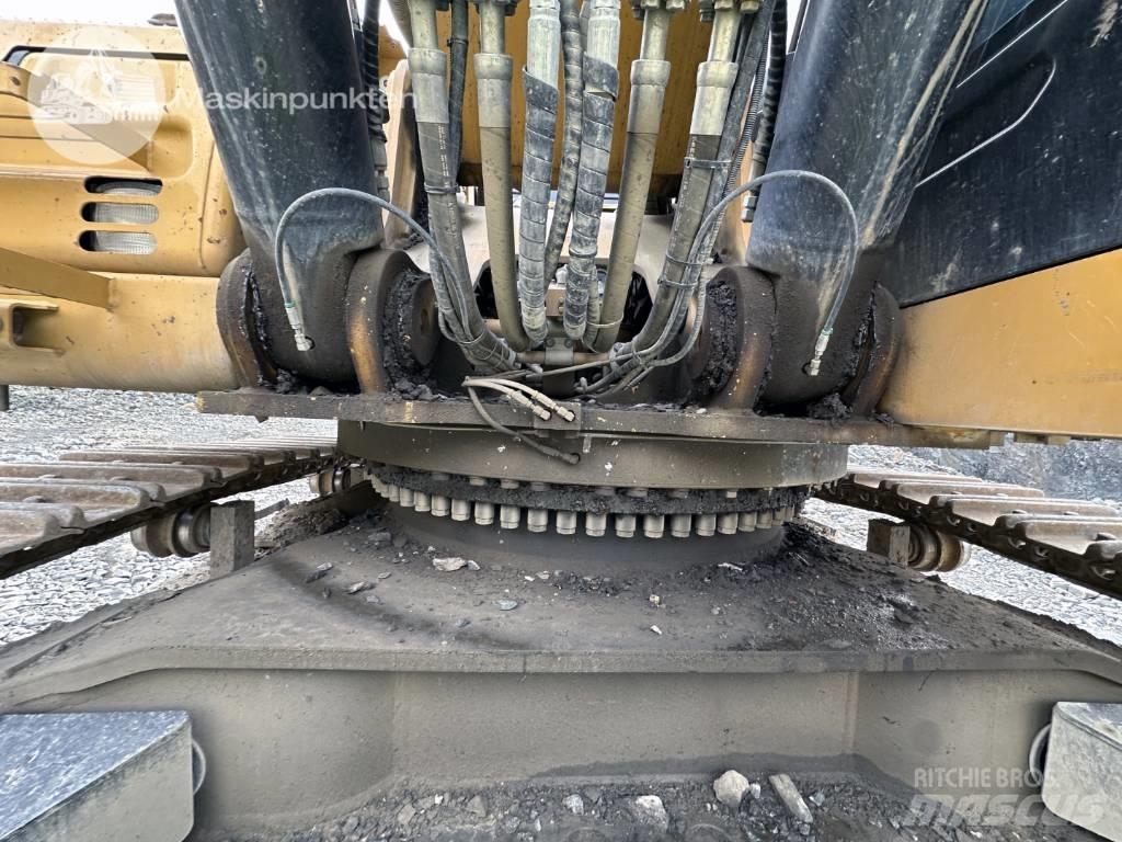 CAT 352 F Bageri guseničari