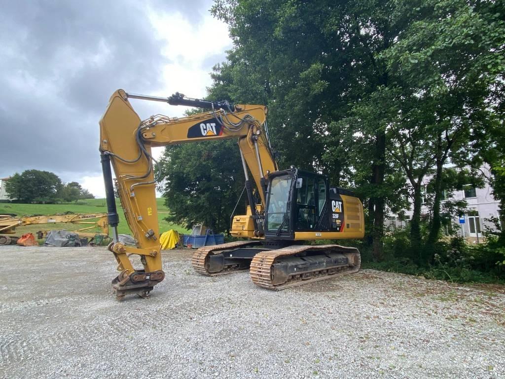 CAT 326 F Bageri guseničari