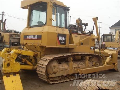 CAT D 6 G Buldožeri guseničari