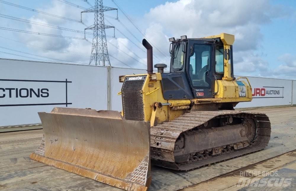 Komatsu D 61 PX-15 Buldožeri guseničari