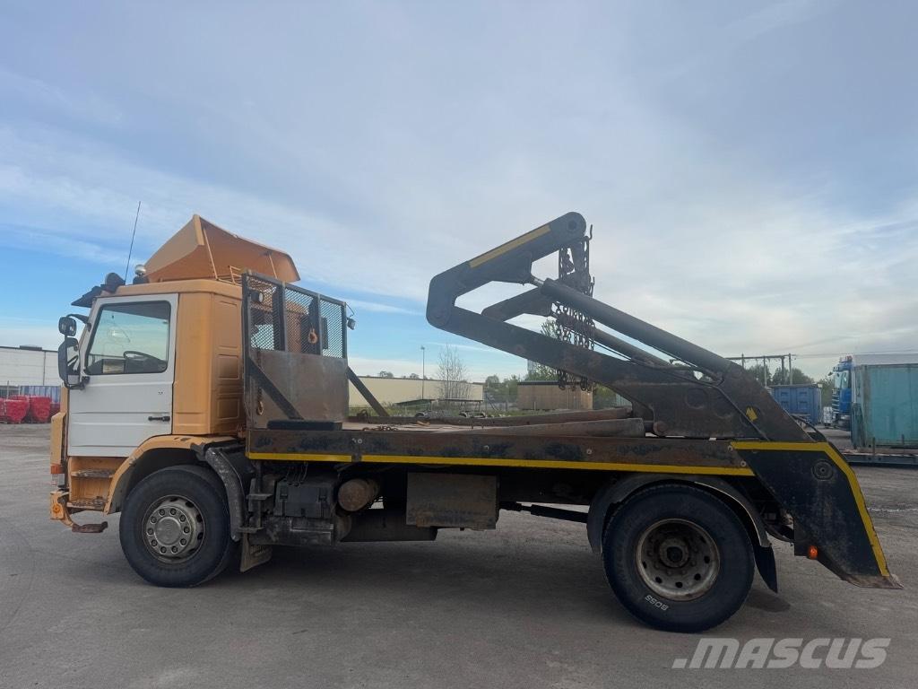 Scania P 82 H Komunalni kamioni