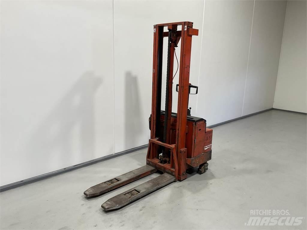 BT LSV 1250 E/10 Samopogonski ručni viljuškari
