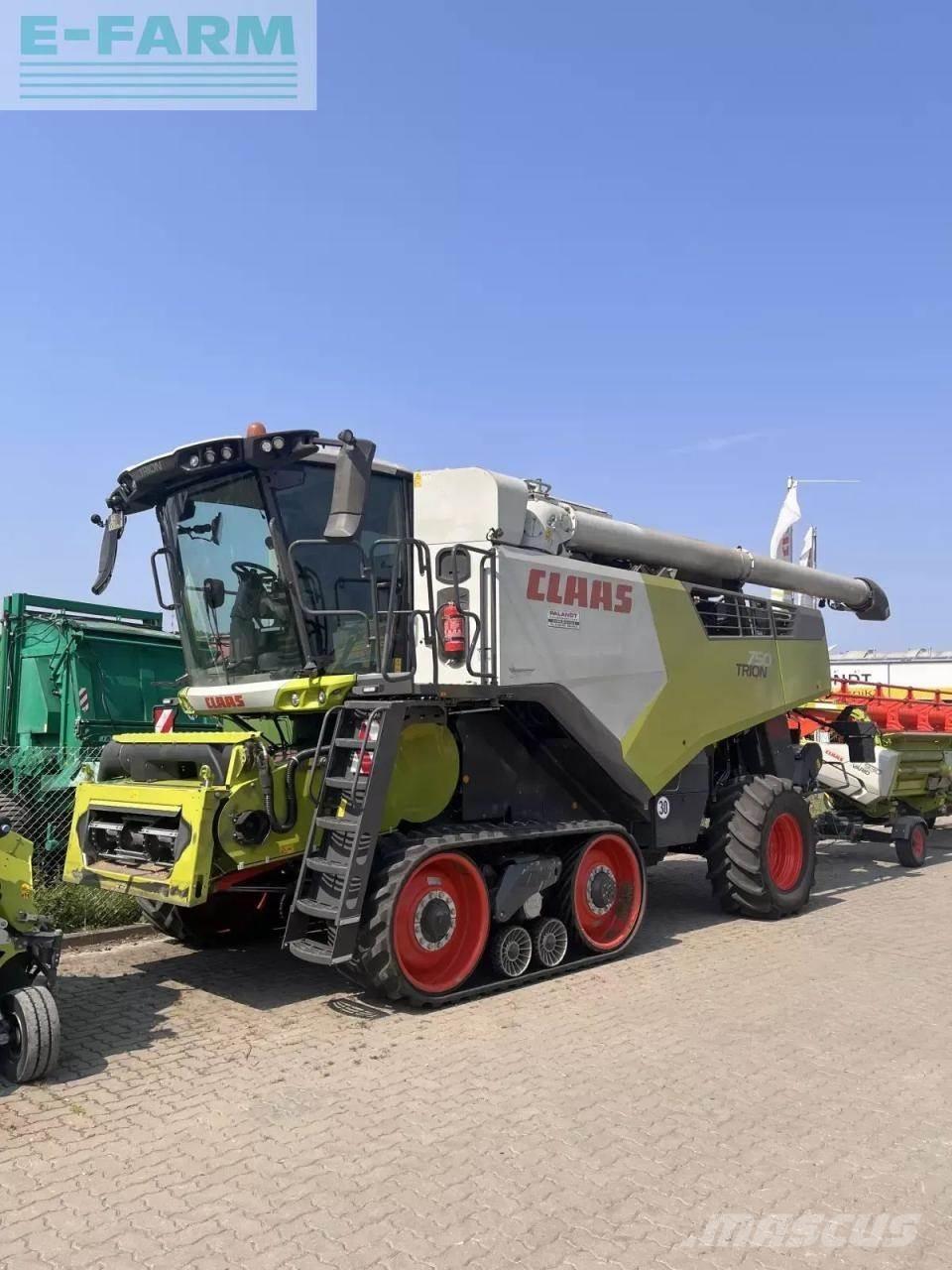 CLAAS trion 750 tt Kombajni