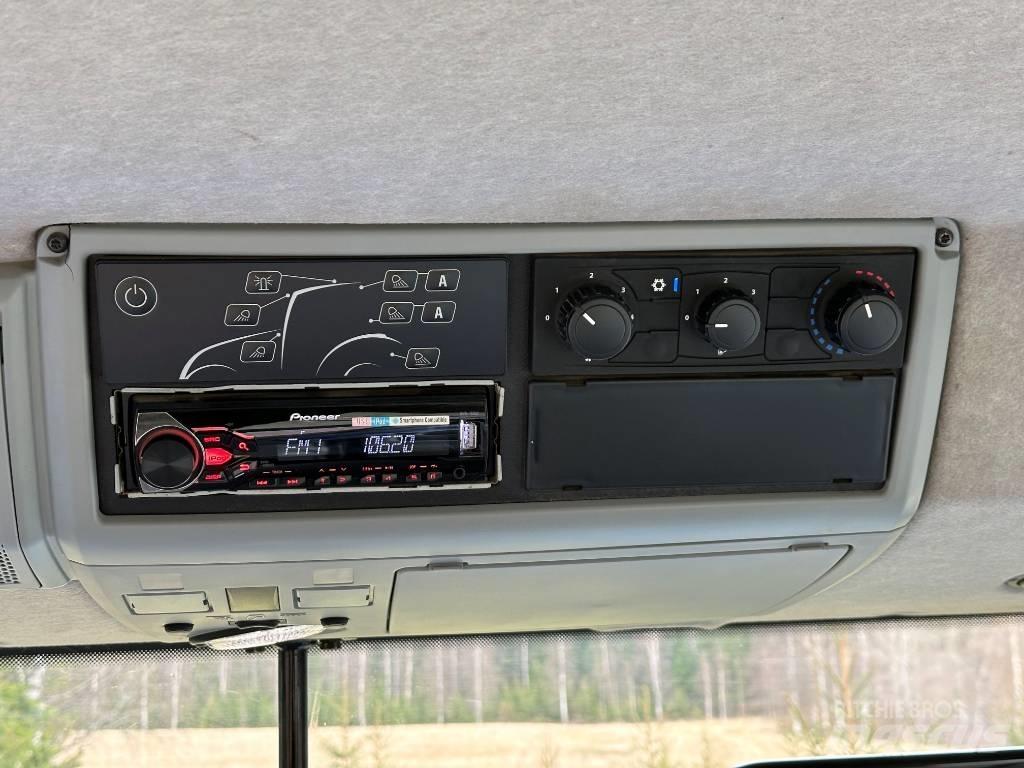 Valtra N 154 A Traktori