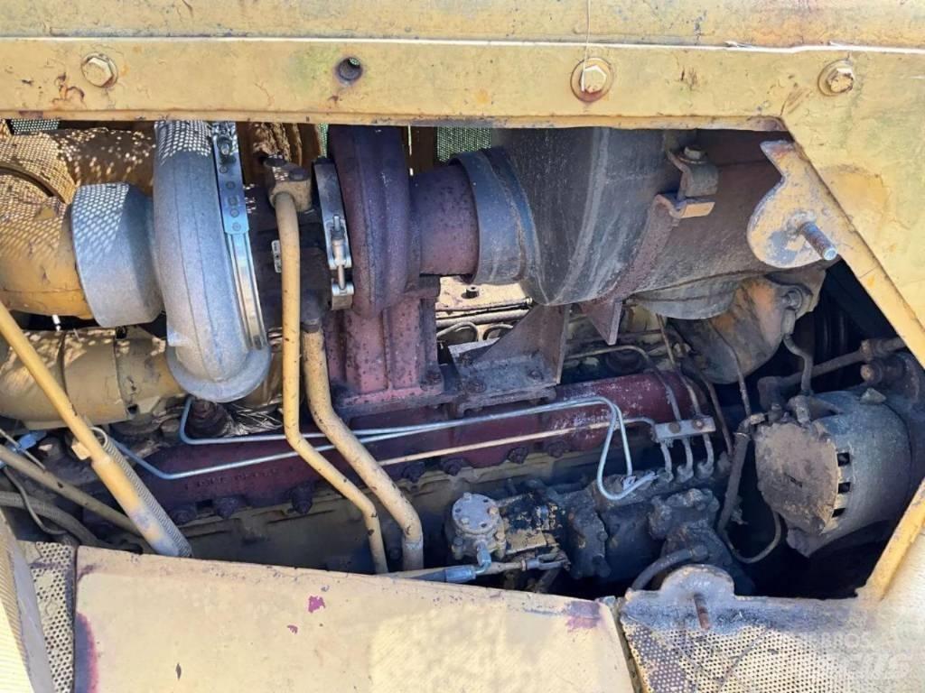 CAT D 7 G Buldožeri guseničari